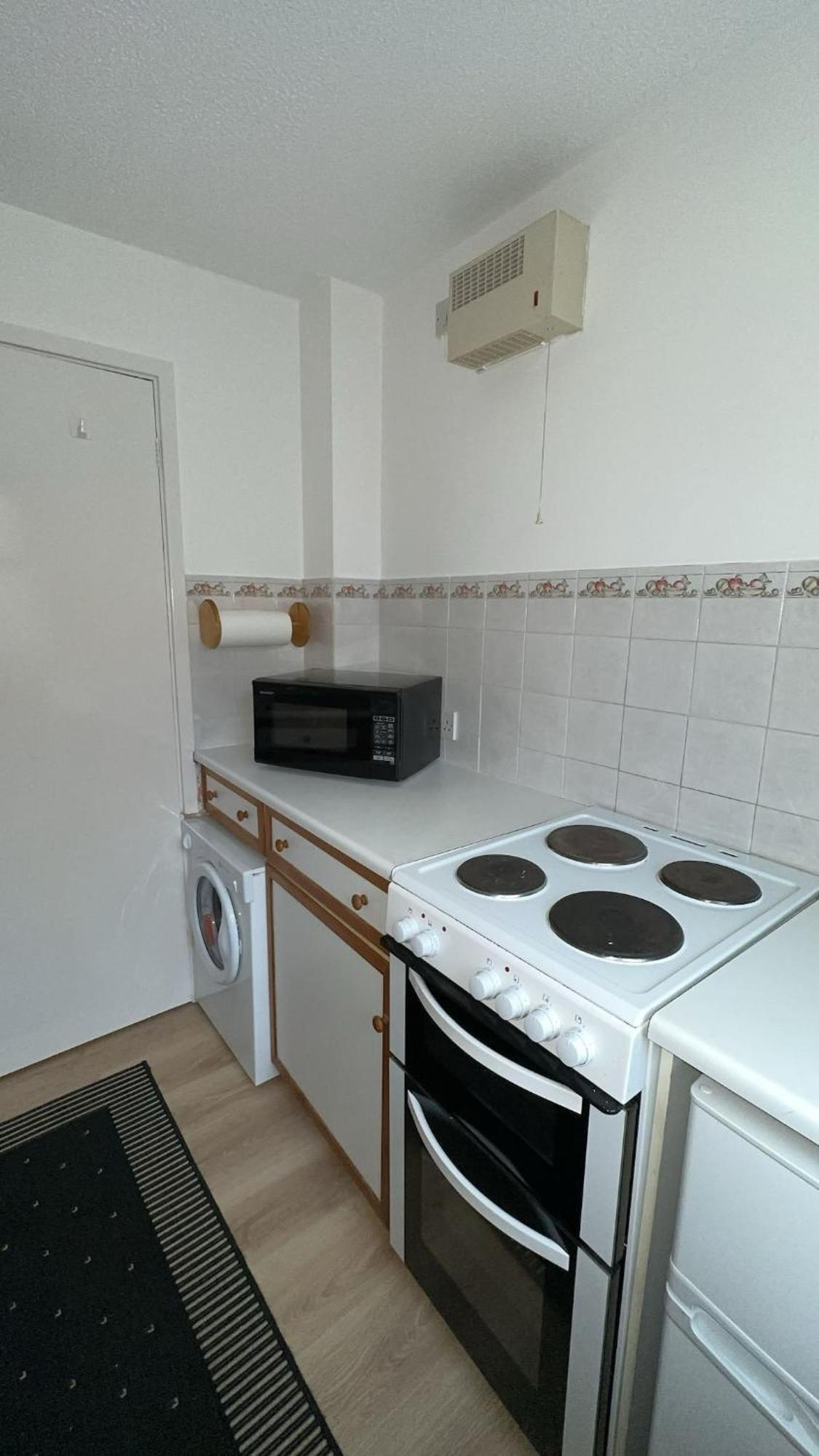 Maya Cottage - Central Location With Private Parking 剑桥 外观 照片